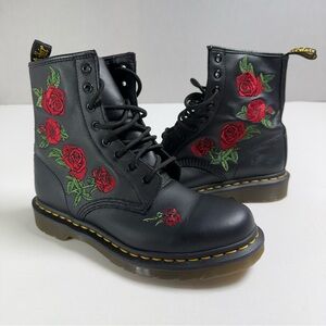 Dr. Martens 1460 Vonda Floral Leather Lace Up Boot In Black Women's Size 9
